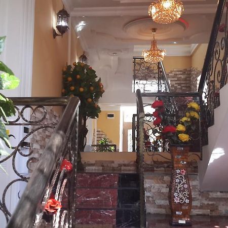 Edemi Hotel Кутаиси Экстерьер фото