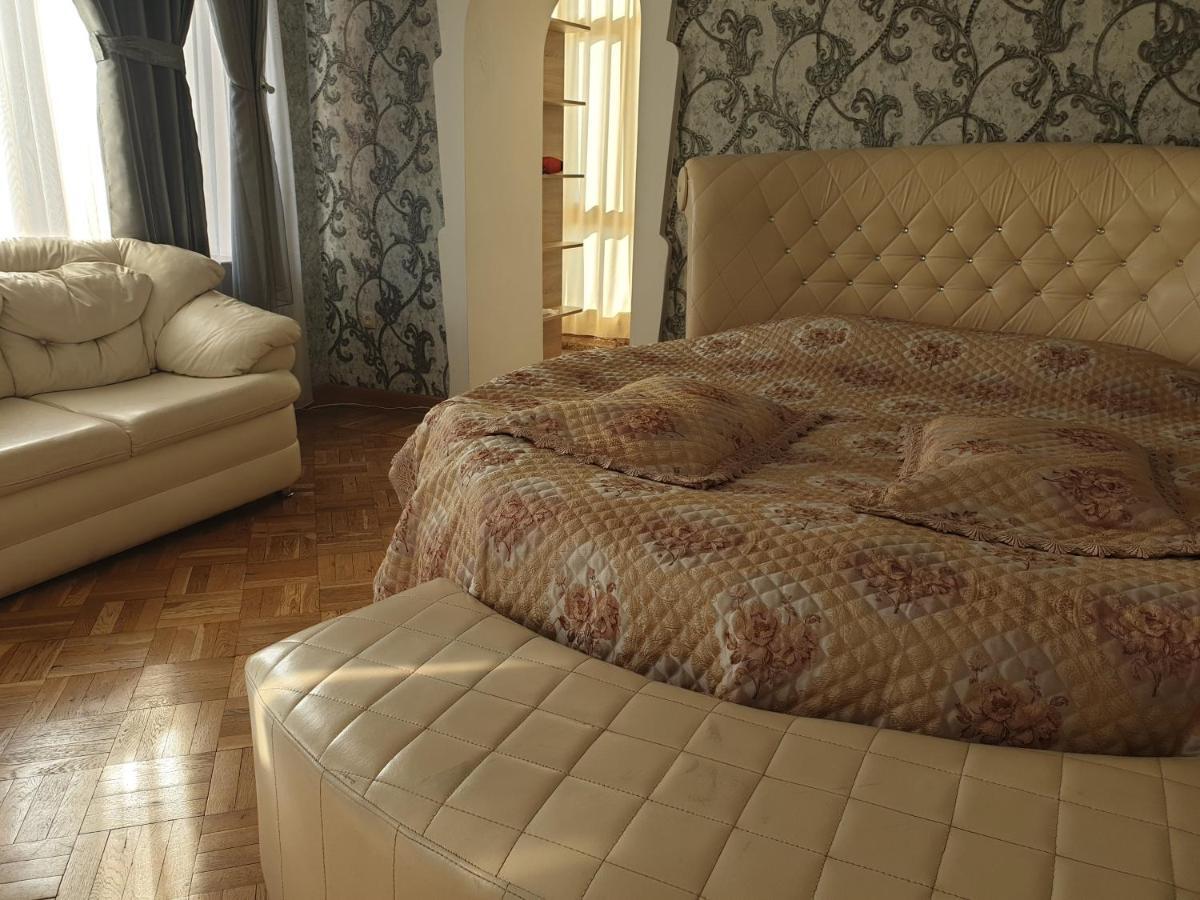 Edemi Hotel Кутаиси Экстерьер фото