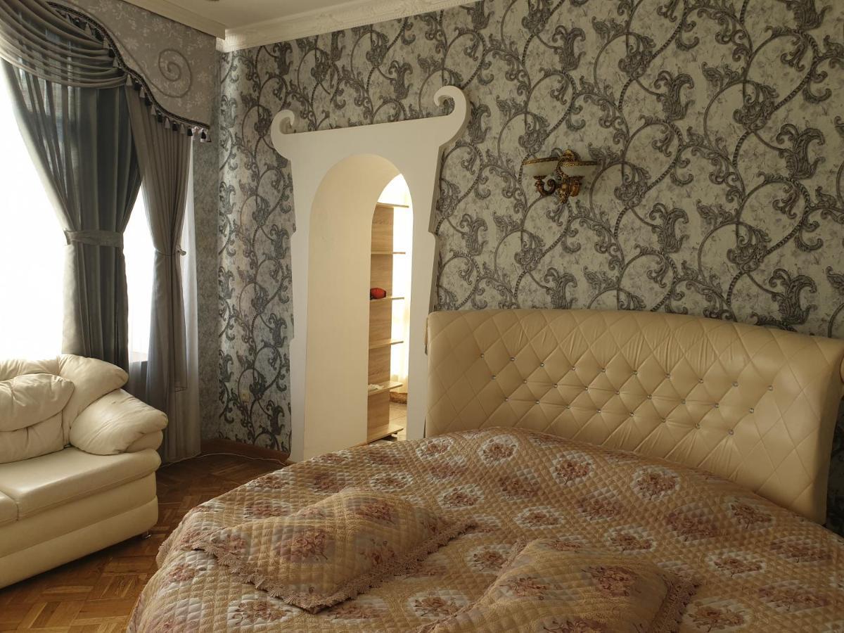 Edemi Hotel Кутаиси Экстерьер фото